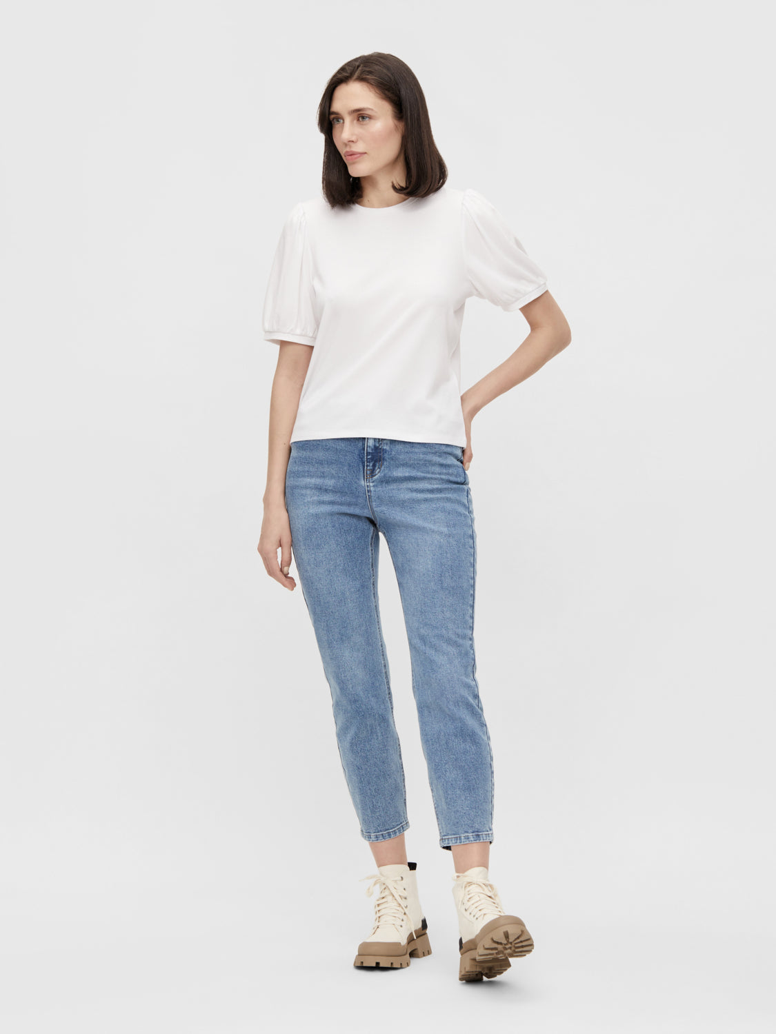 ObjJAMIE Pullover - White